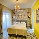 Lamur * Alacati