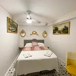 Lamur Hotel