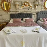 Lamur Hotel
