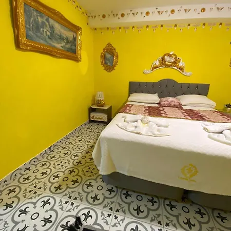 Hotel Lamur