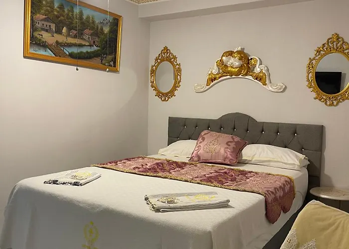 Lamur Αλακάτι