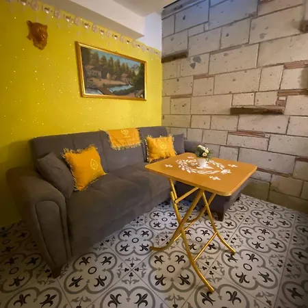 Lamur * Alaçatı
