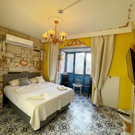Lamur * Alaçatı