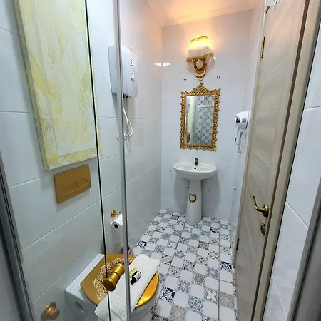 Lamur * Alaçatı