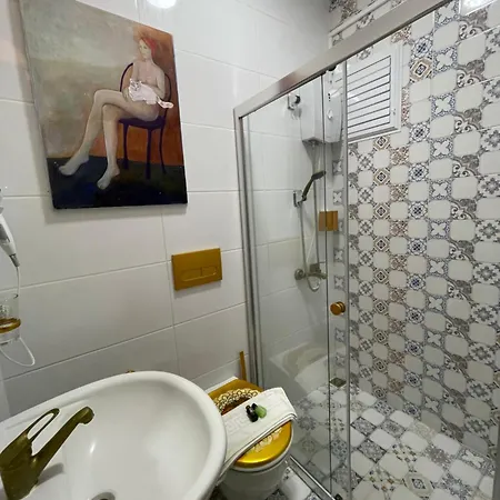 Lamur * Alaçatı